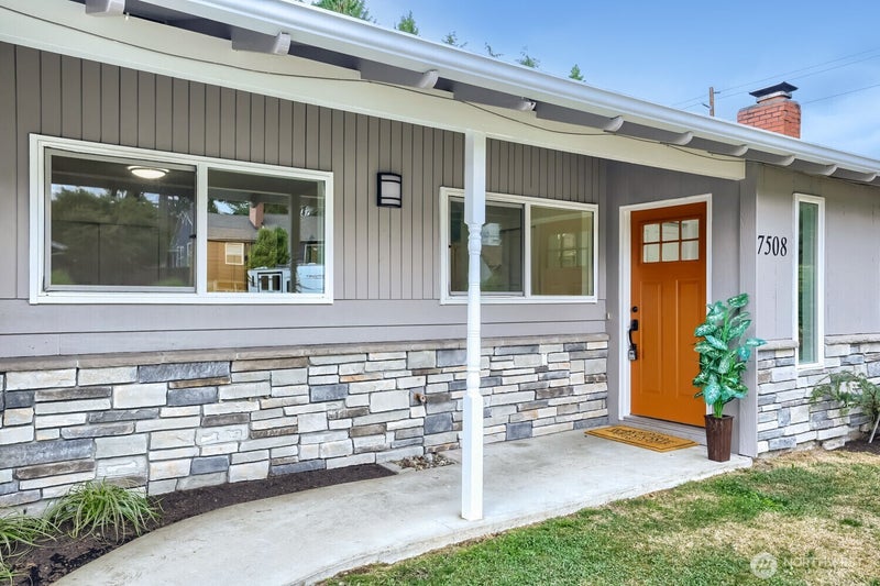 7508 Rainier Drive