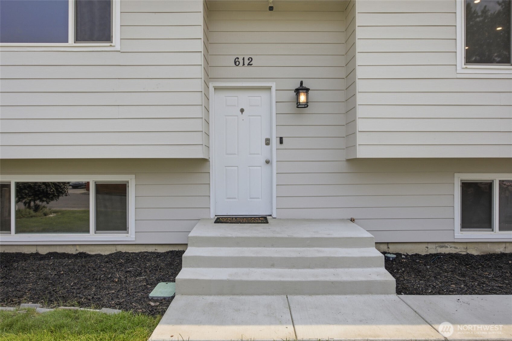 612 Conway Place