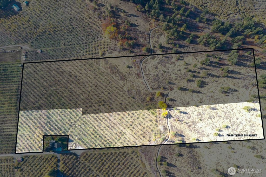 Photo of 1 Ludwig Hill Rd, Peshastin, WA 98847 (MLS # 2501464)