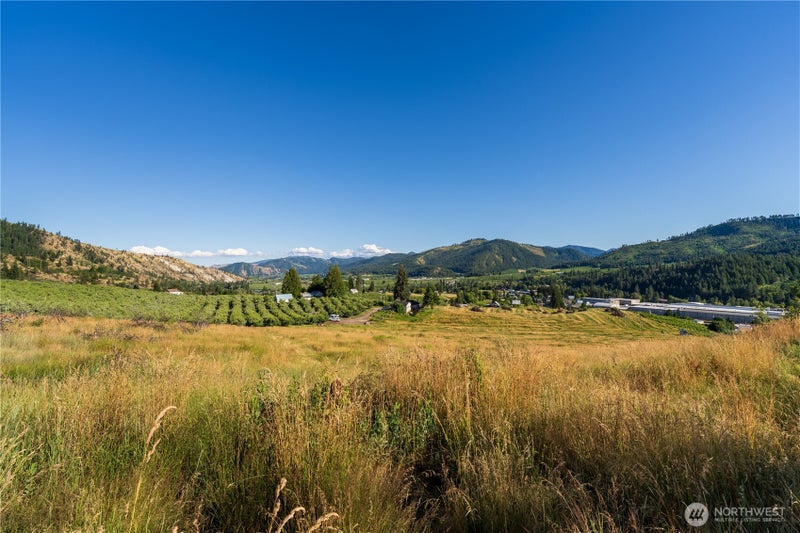 1 Ludwig Hill Rd