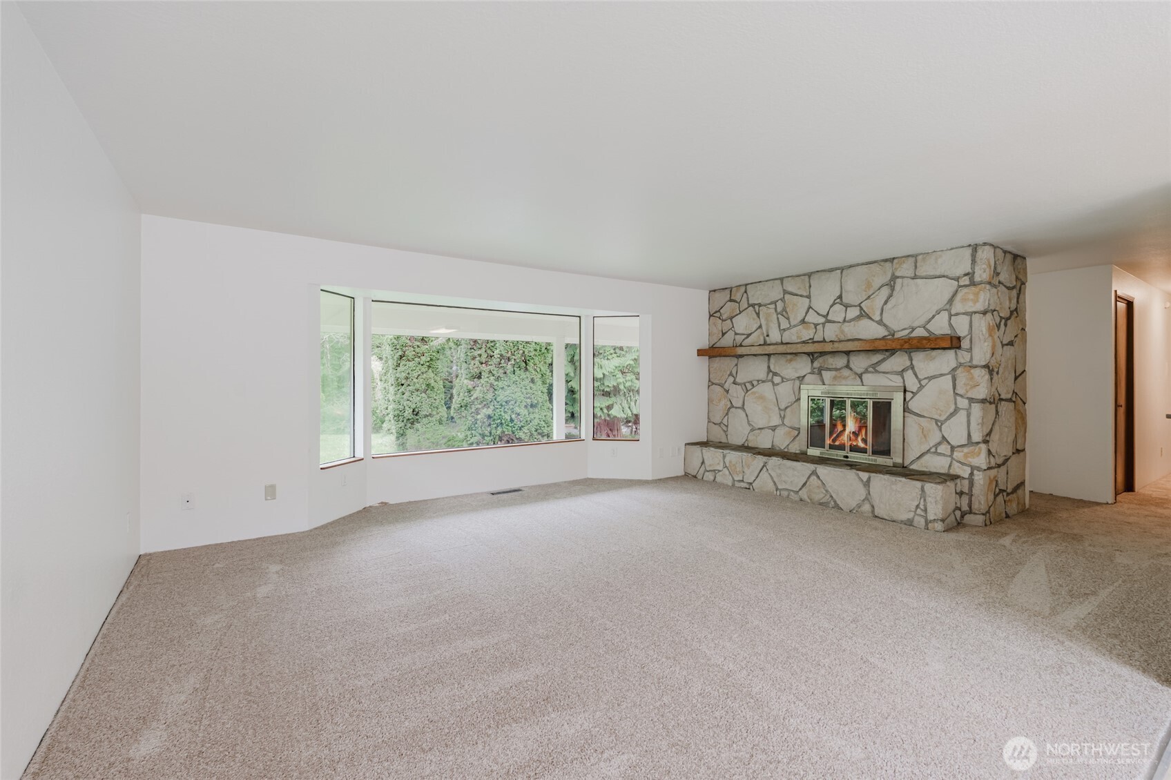 41 Meadowood Drive