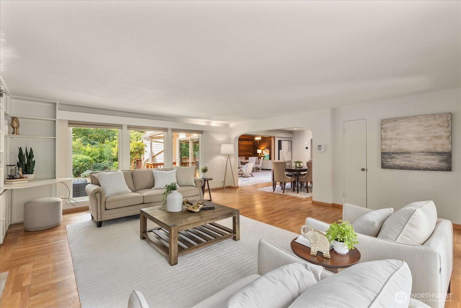 835 SW Marine View Circle