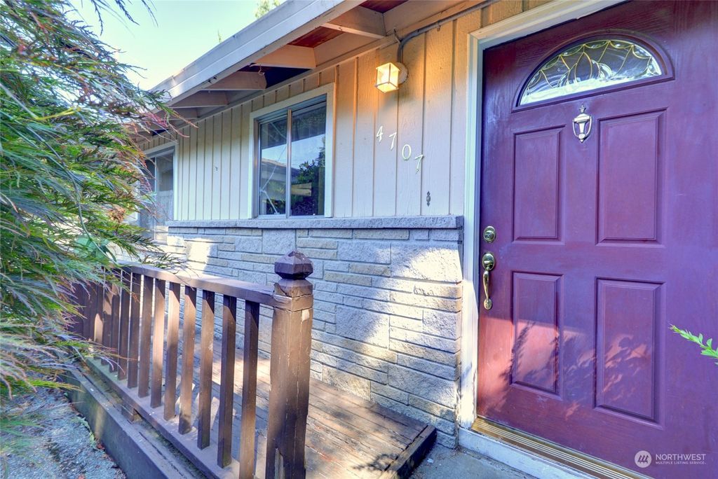 Photo of 4707 226th Street SW, Mountlake Terrace, WA 98043 (MLS # 2146393)