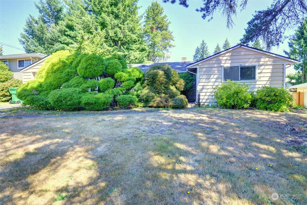 Photo of 4707 226th Street SW, Mountlake Terrace, WA 98043 (MLS # 2146393)