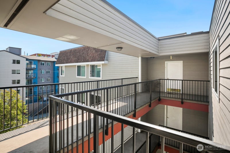 1617 Summit Avenue 42