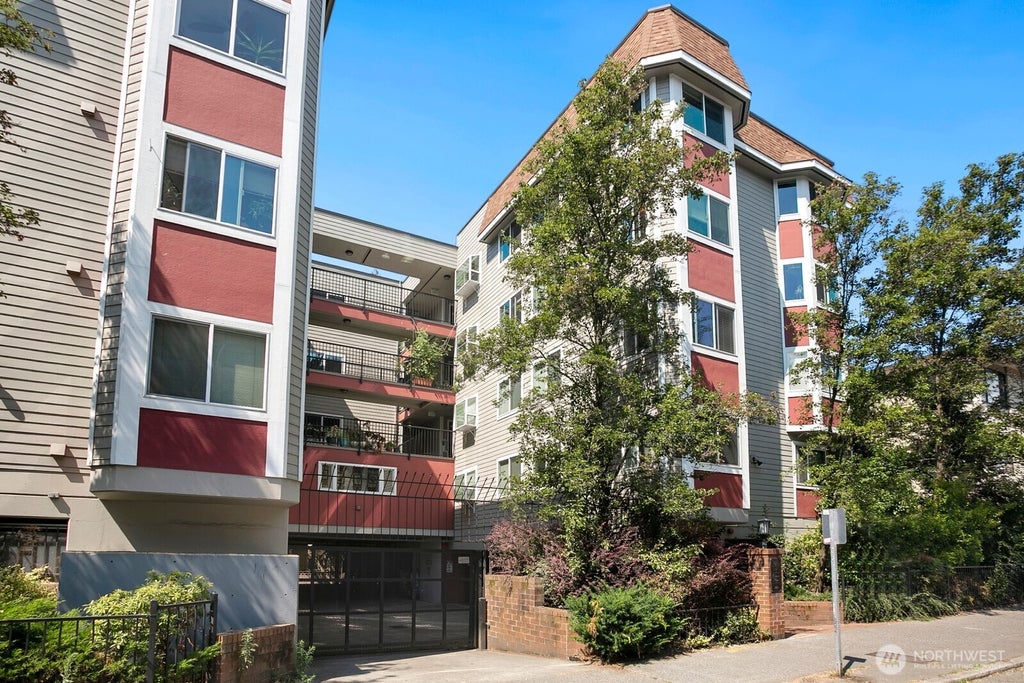 Photo of 1617 Summit Avenue #42, Seattle, WA 98122 (MLS # 2569182)