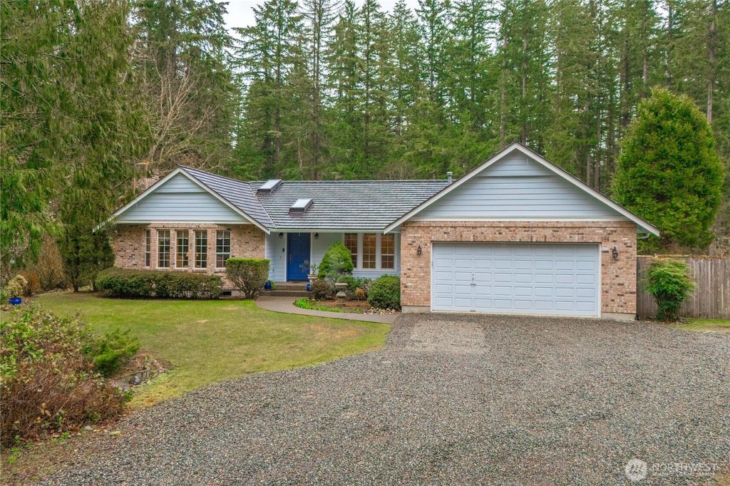 Photo of 32526 194th Avenue SE, Kent, WA 98042 (MLS # 2340780)