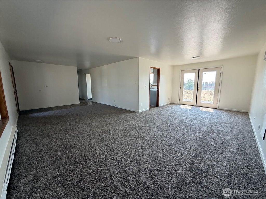 Photo of 135 Schilling Drive, Moses Lake, WA 98837 (MLS # 2564290)