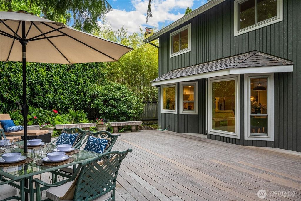 Photo of 14210 207th Place NE, Woodinville, WA 98077 (MLS # 2431485)