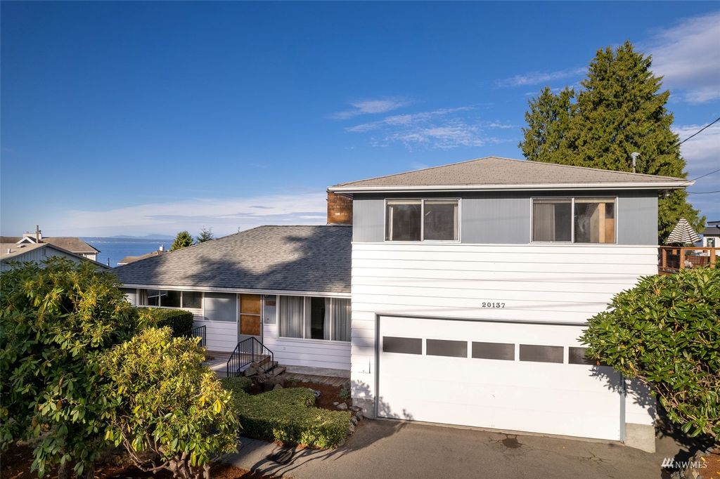 Photo of 20137 21st Avenue NW, Shoreline, WA 98177 (MLS # 1989887)