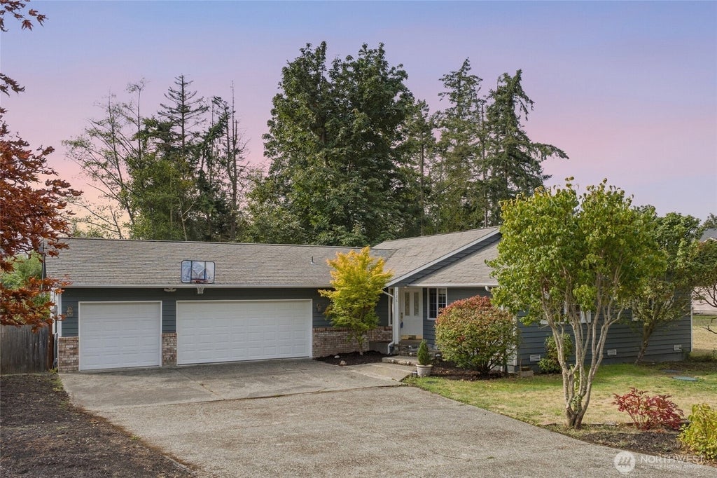 Photo of 738 Crescent Drive, Camano Island, WA 98282 (MLS # 2582996)