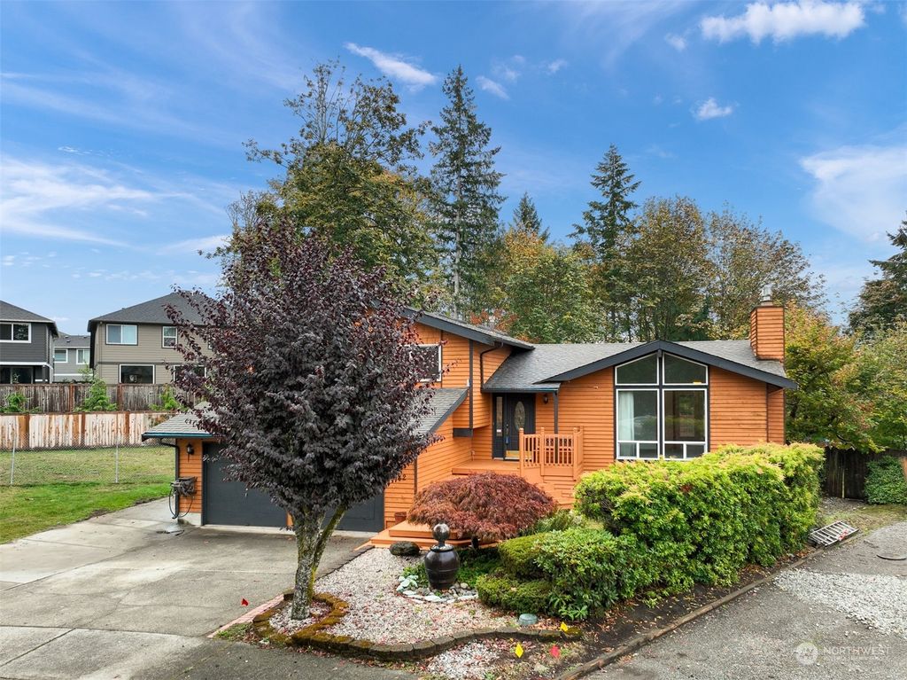 Photo of 1742 Olympia Avenue SE, Renton, WA 98058 (MLS # 2011644)
