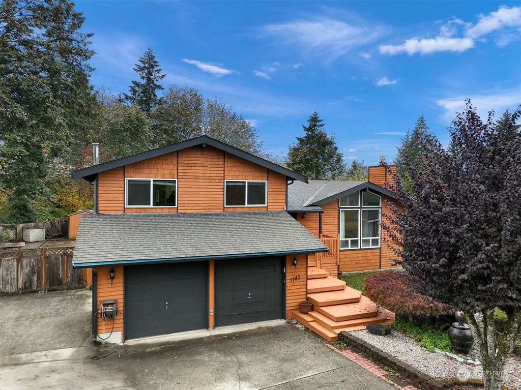 Photo of 1742 Olympia Avenue SE, Renton, WA 98058 (MLS # 2011644)