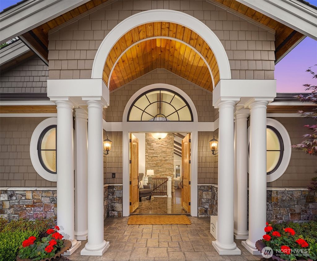 Photo of 67 Cascade Key, Bellevue, WA 98006 (MLS # 2432056)