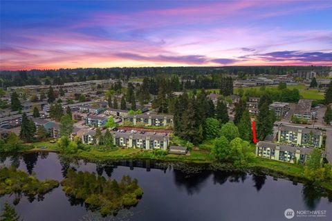 Photo of 423 75th Street SE #B26, Everett, WA 98203 (MLS # 2519930)