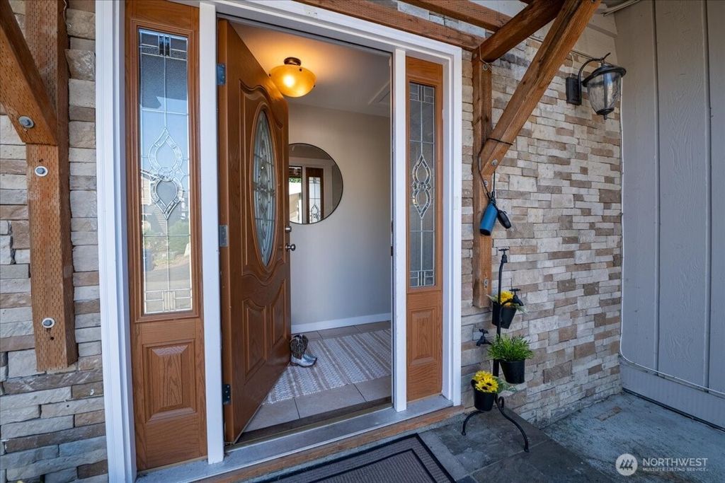 Photo of 1028 135th St SW Unit #29 St, Everett, WA 98204 (MLS # 2436554)