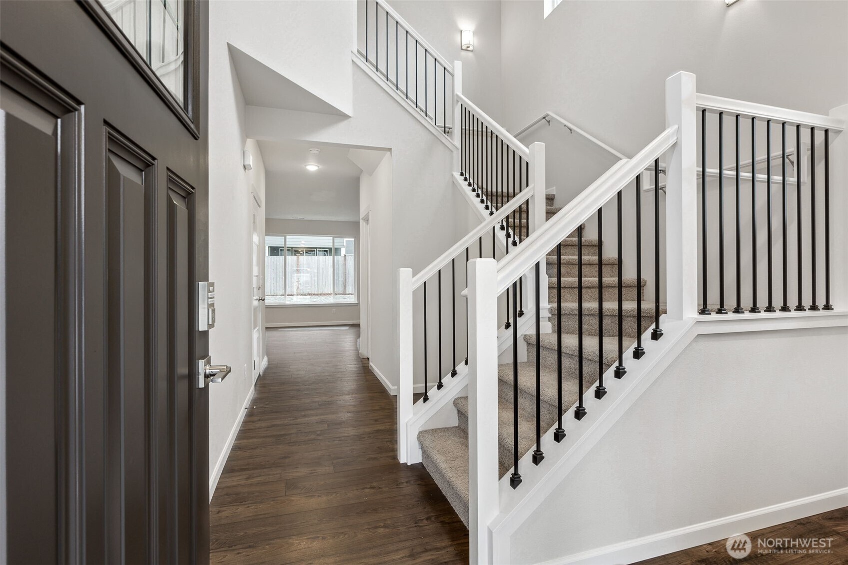 9419 Chief Leschi Street SE 7