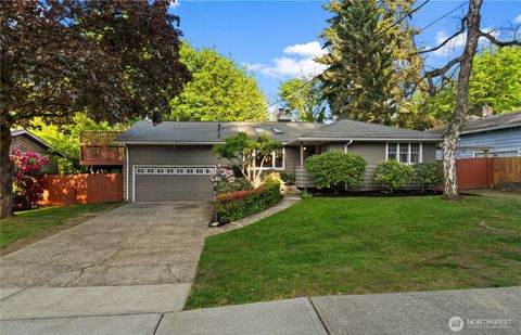 Photo of 4918 119th Avenue SE, Bellevue, WA 98006 (MLS # 2518991)