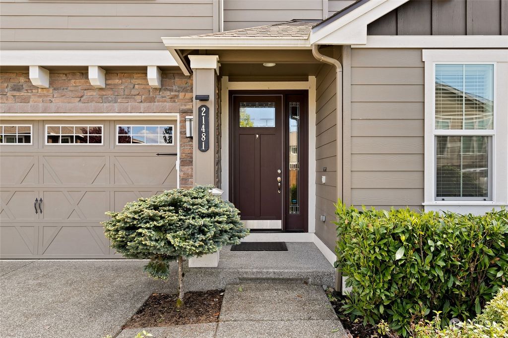 Photo of 21481 SE 2nd Place, Sammamish, WA 98074 (MLS # 2235129)