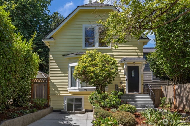 2815 8th Avenue W, Seattle