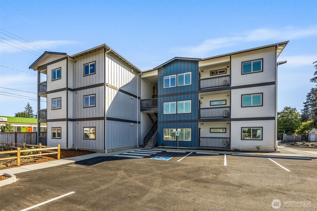 Photo of 6400 Pacific Avenue, Tacoma, WA 98408 (MLS # 2442999)