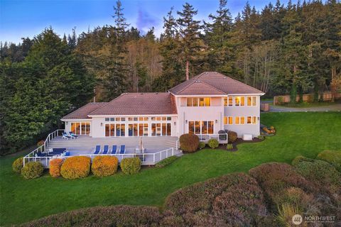 Photo of 5006 Scurlock Road, Freeland, WA 98249 (MLS # 2503589)