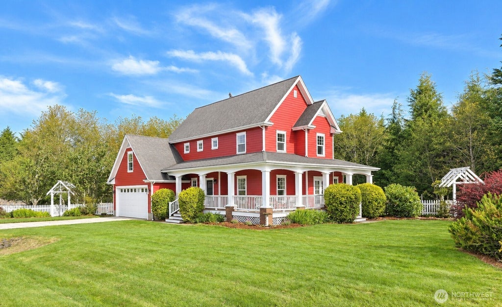 Photo of 1200 Lakeview Drive, Ilwaco, WA 98624 (MLS # 2589993)