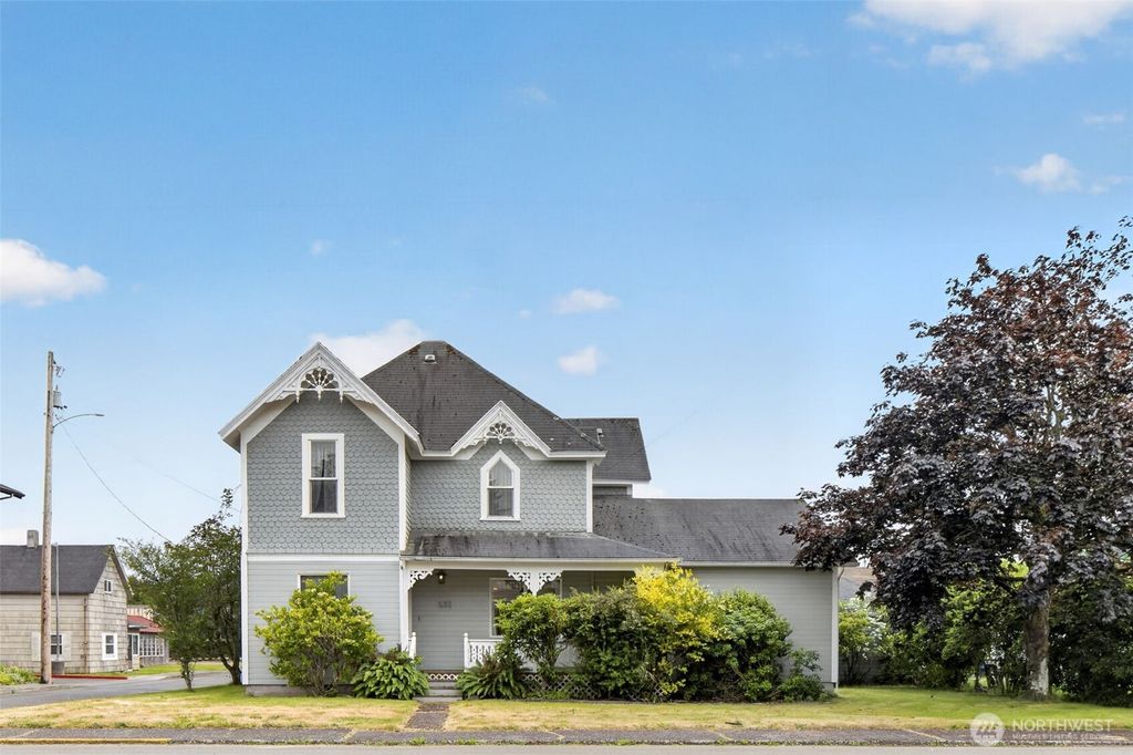 Photo of 231 Spruce Street, Ilwaco, WA 98624 (MLS # 2556574)