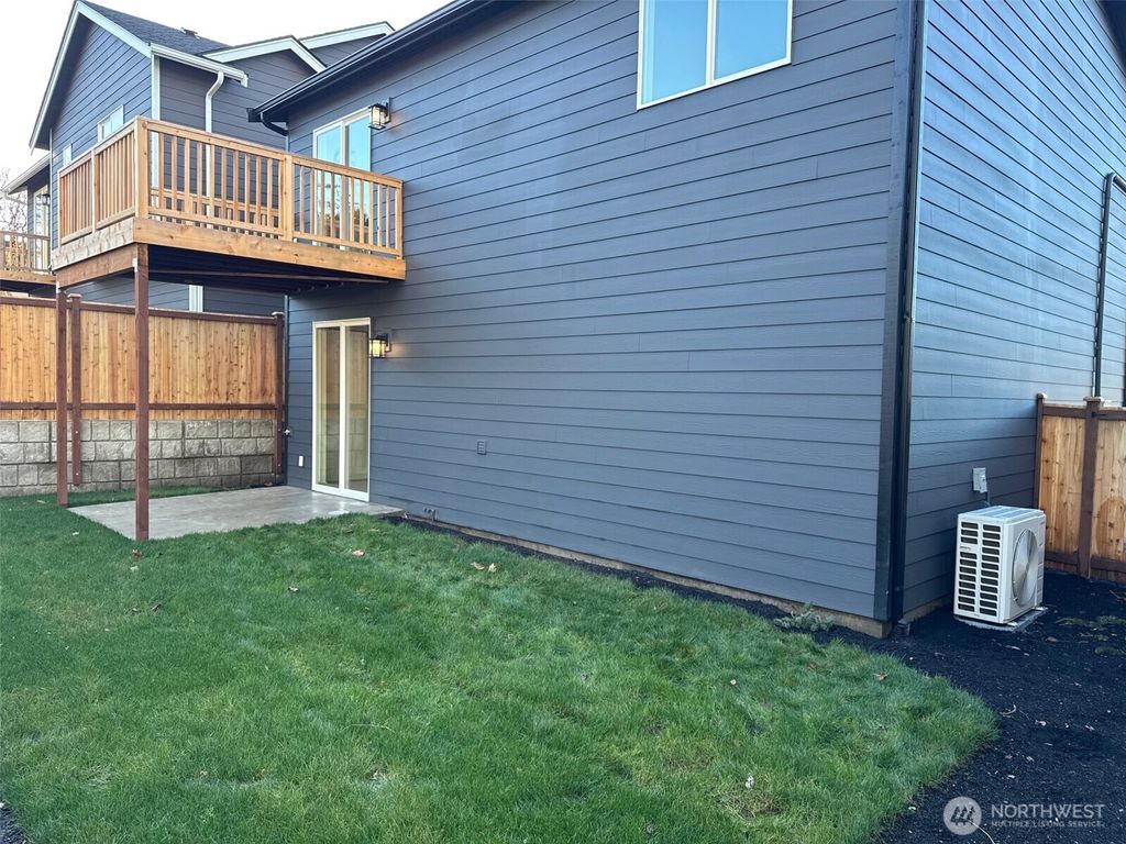Photo of 3205 19th Street #B, Everett, WA 98201 (MLS # 2453616)