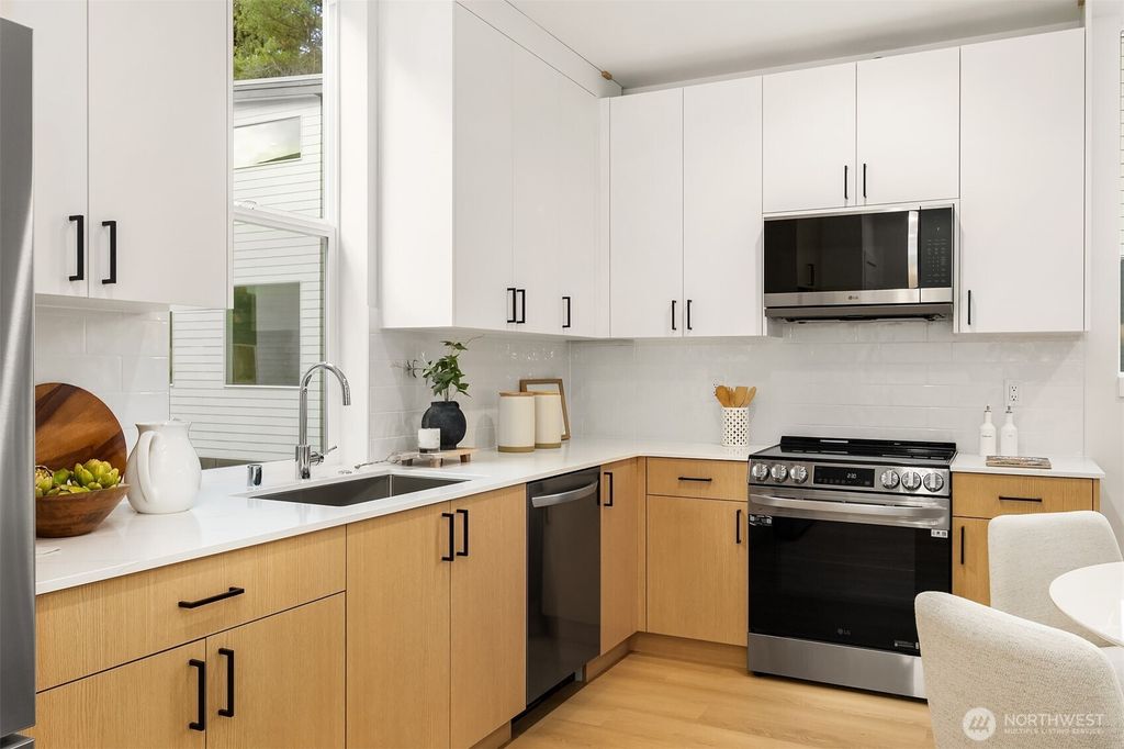 Photo of 18013 2nd Avenue NE #B, Shoreline, WA 98155 (MLS # 2452696)