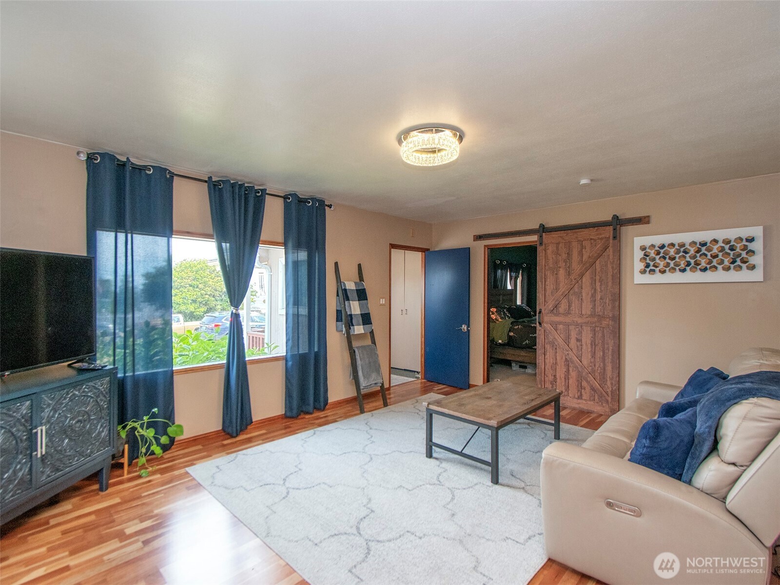 136 W 13th Street