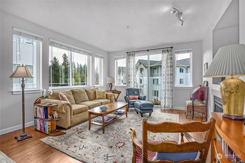 Photo of 13301 SE 79th Place #B301, Newcastle, WA 98059 (MLS # 2172756)