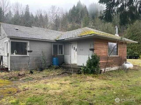 9524 US Hwy. 12 Randle WA 98377
