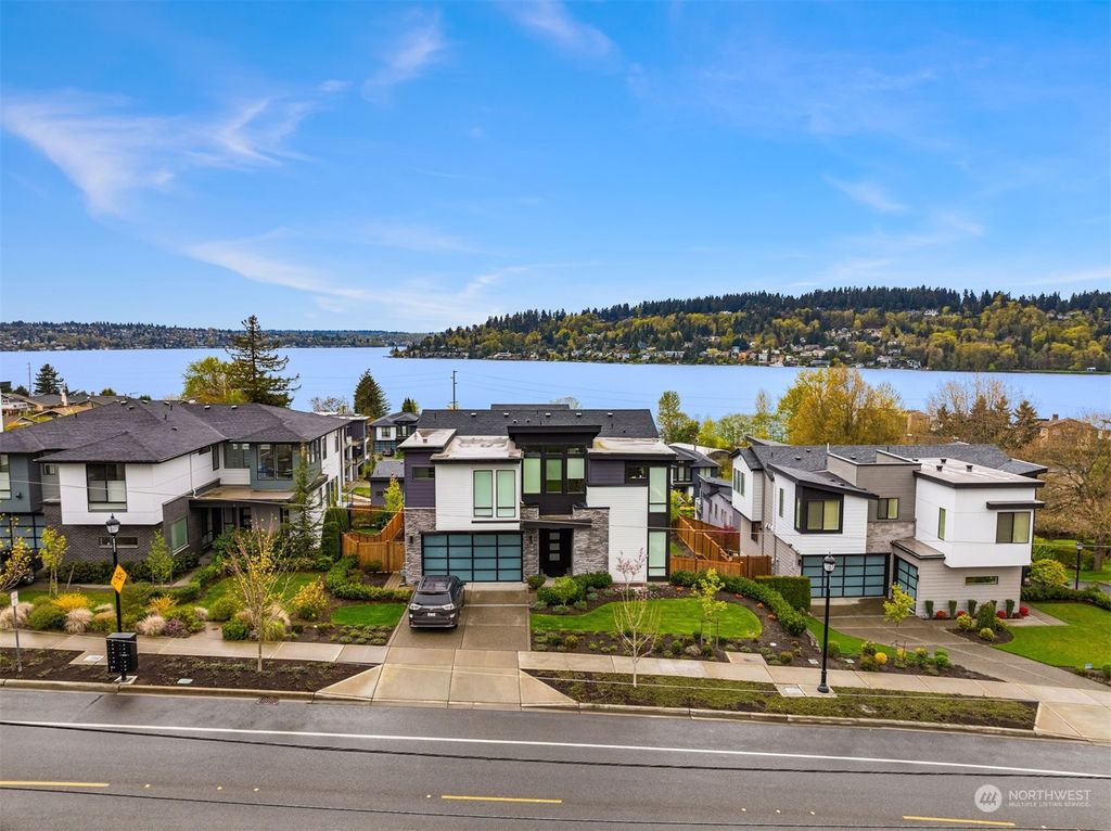 Photo of 3924 Park Avenue N, Renton, WA 98056 (MLS # 2221876)