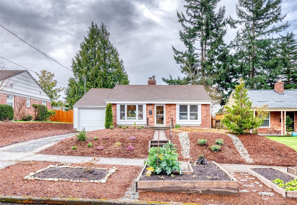 Photo of 3915 SW Rose Street, Seattle, WA 98136 (MLS # 2208868)