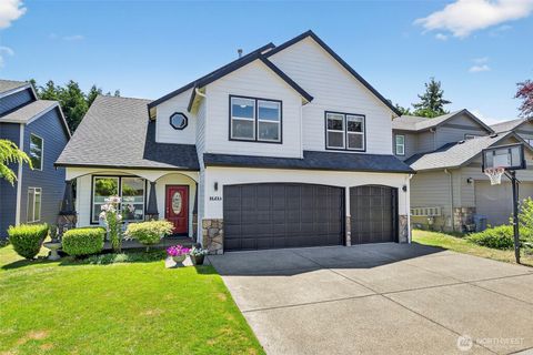 Photo of 16715 NE 5th Street, Vancouver, WA 98684 (MLS # 2403922)