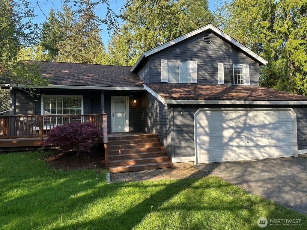 Photo of 3008 230th PL Pl, Sammamish, WA 98074 (MLS # 2365613)