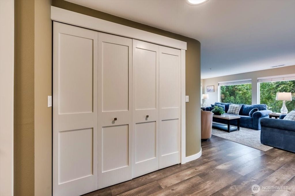 Photo of 808 W Manson Highway #B201, Chelan, WA 98816 (MLS # 2483491)