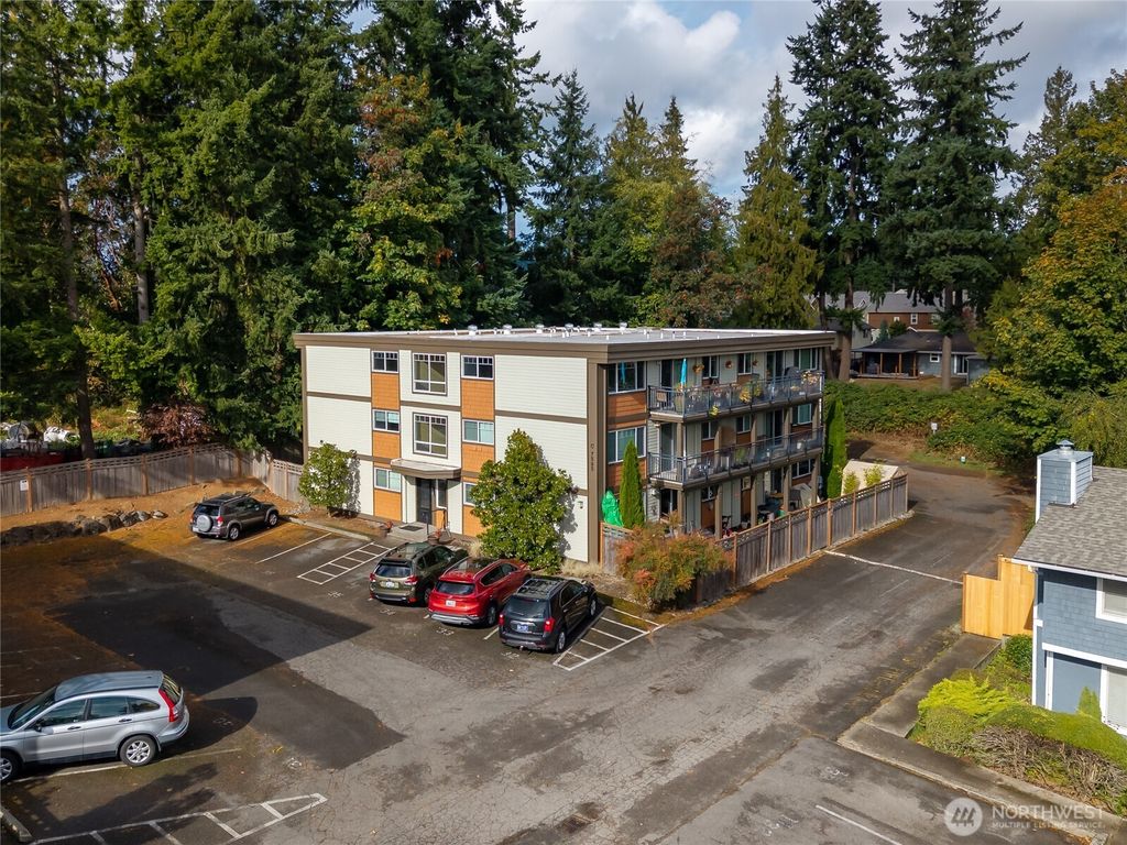 Photo of 7505 212th Street SW #C301, Edmonds, WA 98026 (MLS # 2451985)