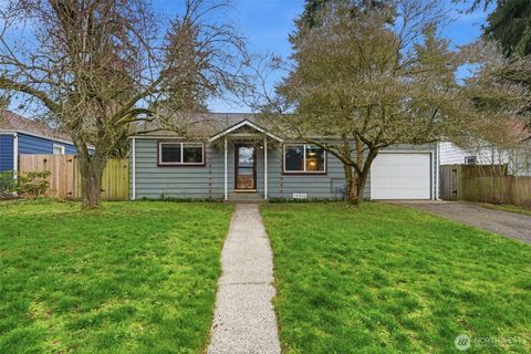 Photo of 14056 23rd Place NE, Seattle, WA 98125 (MLS # 2485142)