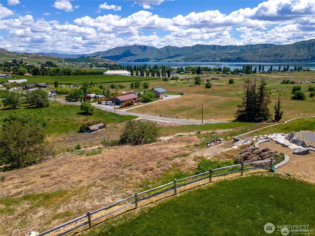 Photo of 410 Proctor Boulevard, Manson, WA 98831 (MLS # 2550692)