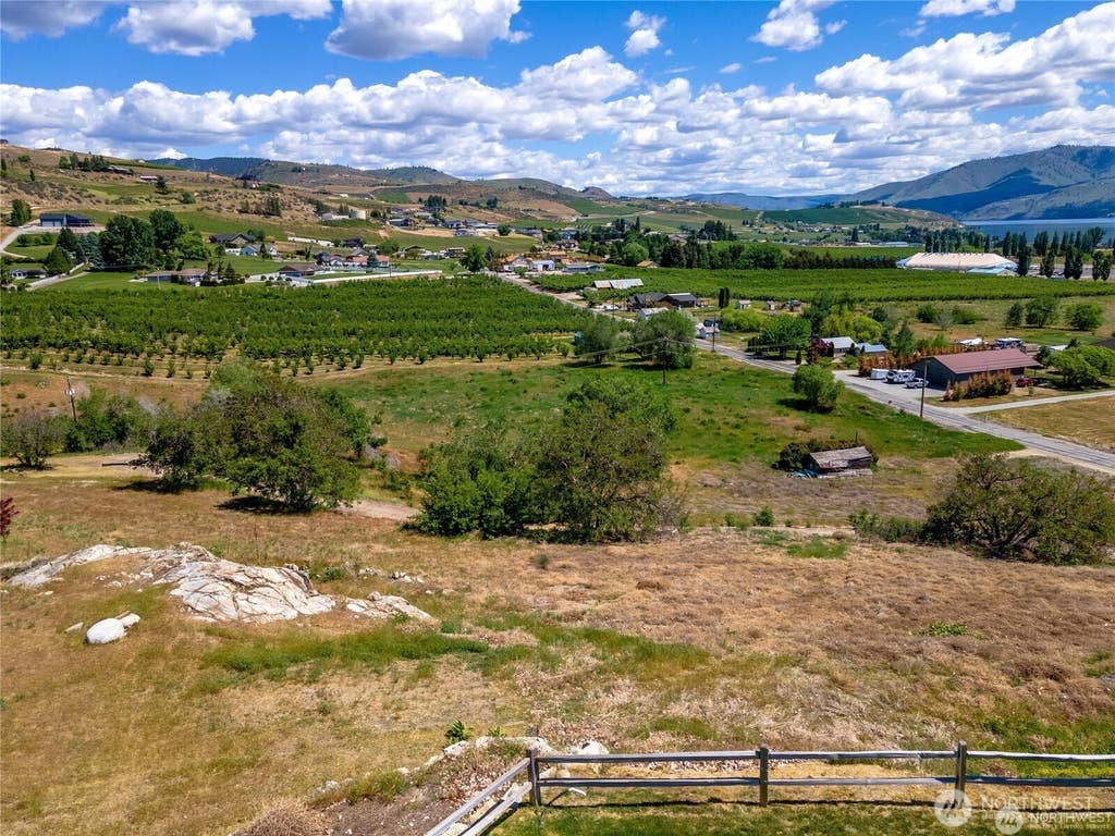Photo of 410 Proctor Boulevard, Manson, WA 98831 (MLS # 2550692)