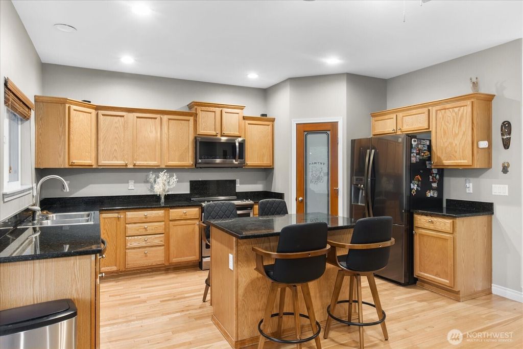 Photo of 27867 256th Court SE, Maple Valley, WA 98038 (MLS # 2488726)