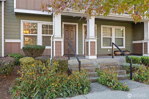 Photo of 3347 30th Drive, Everett, WA 98201 (MLS # 2591370)