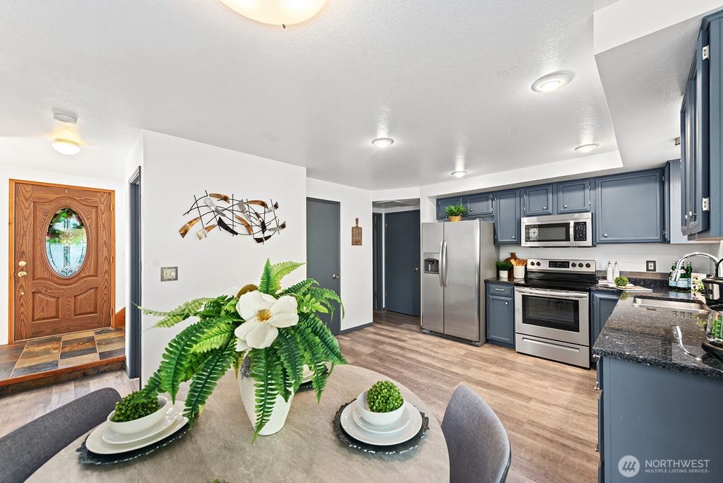 Photo of 23020 SE 282nd Court, Maple Valley, WA 98038 (MLS # 2386322)