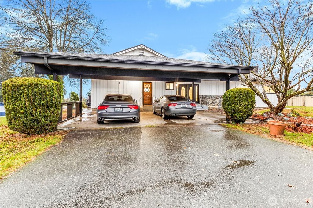 Photo of 369 14th Street, Blaine, WA 98230 (MLS # 2466655)