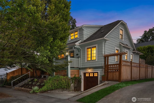 207 25th Avenue, Seattle