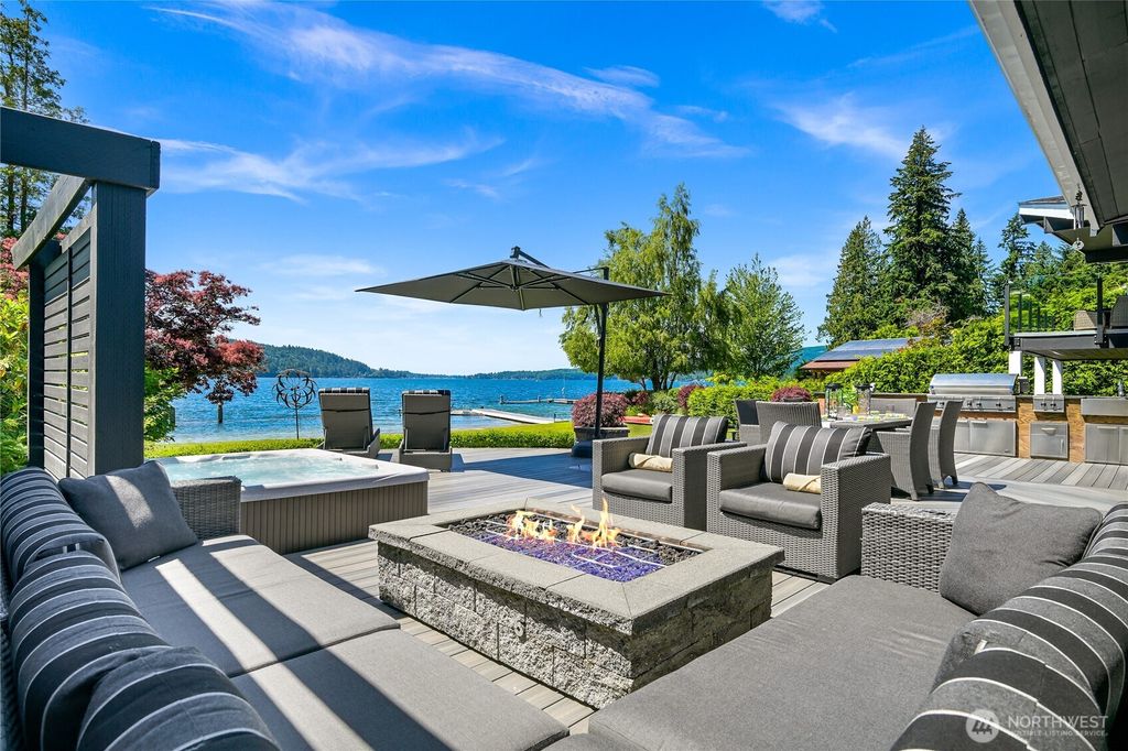 Photo of 3231 Northshore Road, Bellingham, WA 98226 (MLS # 2522659)