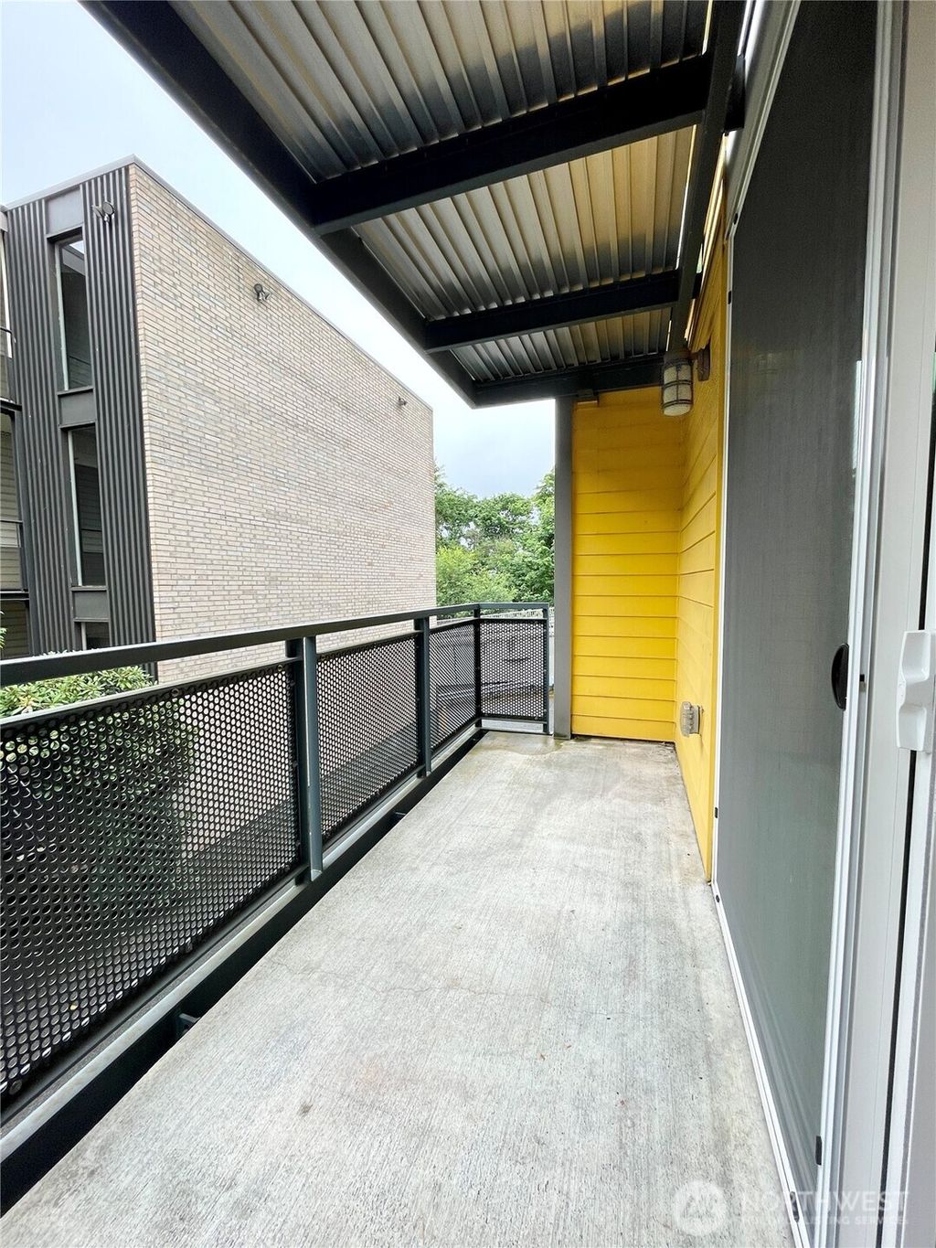 Photo of 2249 NE 46th Street, Seattle, WA 98105 (MLS # 2523446)