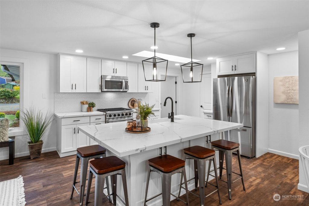 Photo of 26616 221st Avenue SE, Maple Valley, WA 98038 (MLS # 2228896)